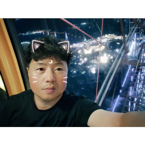최홍석