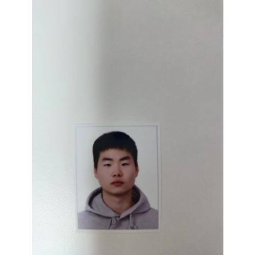 진영우